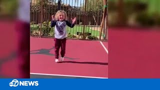 He got game! Young baller shoots just like Stephen Curry screenshot 1