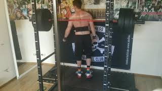 Squat: 170 Kg/375 Lbs x 1 @8