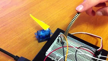 Arduino with a flex sensor and a servo