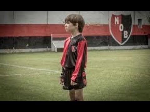 リオネル メッシ 幼少期の貴重映像 ボールの持ち方が今と変わらない Lionel Messi Youtube