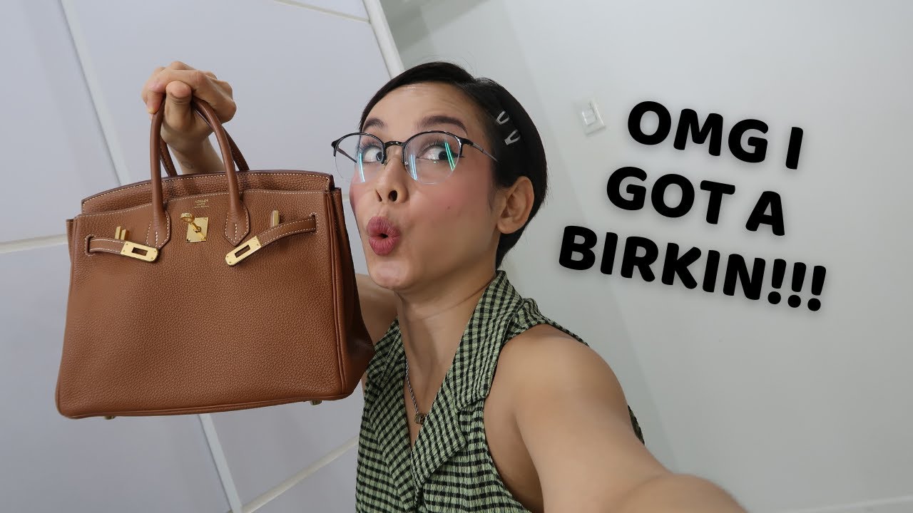 Hermes Birkin 25 Gold on Gold 🔑😱  Unboxing, What Fits, When Worn 