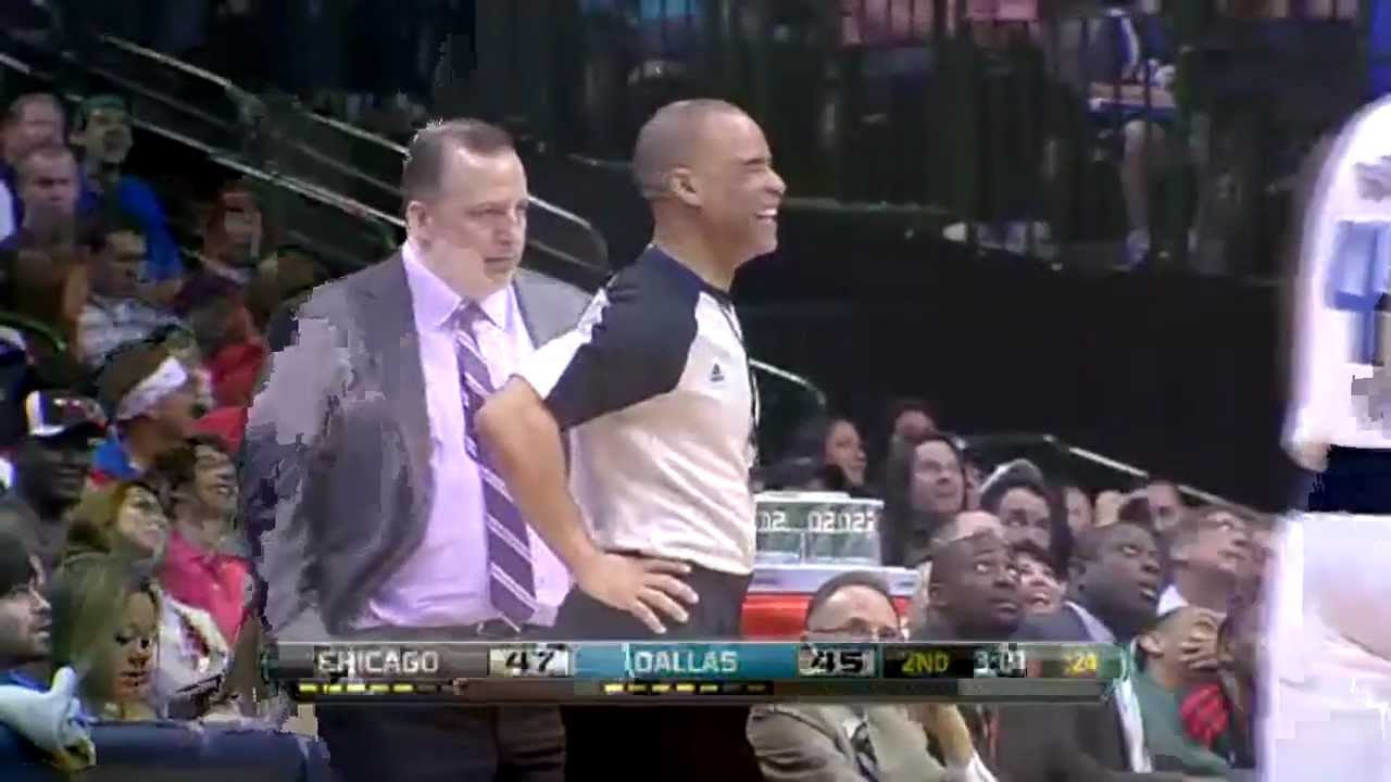 Boozer Punches Referee in the Balls **HILARIOUS** - YouTube