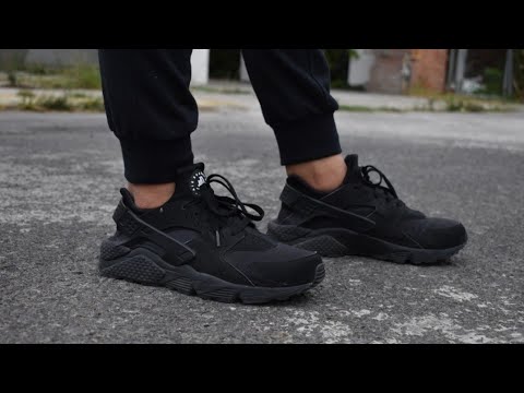 Nike air HUARACHE triple black unboxing + feet Español - YouTube