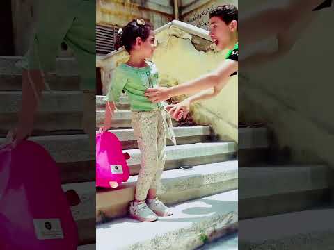 يا بنت الحته اجمل قطه دي مش راضي چواسكيدريه