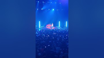 Larry June - "Another Day" (Live) at Hammerstein Ballroom (6/24/23)