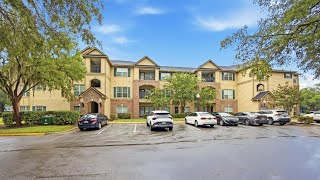 7800 Point Meadows Dr, Jacksonville, FL