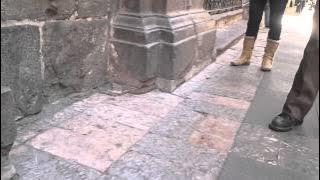 La calaca bailarina. Truco de mágia callejero, Pue