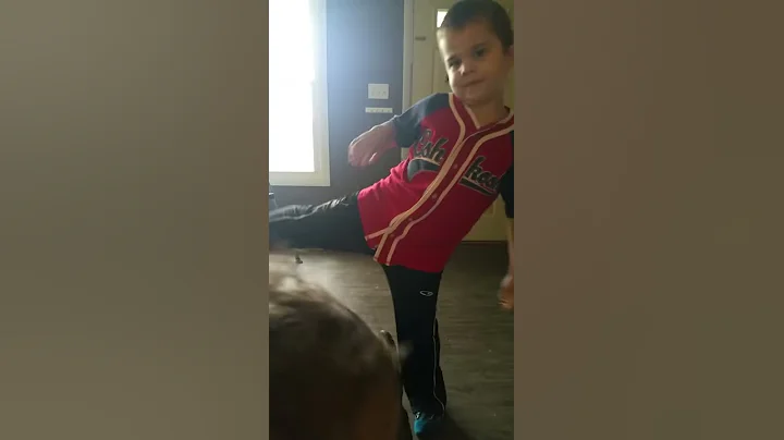 Toddler dancing to PSY Daddy song