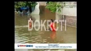 BANJIR TANGERANG Sindo Siang 14 Feb 2015