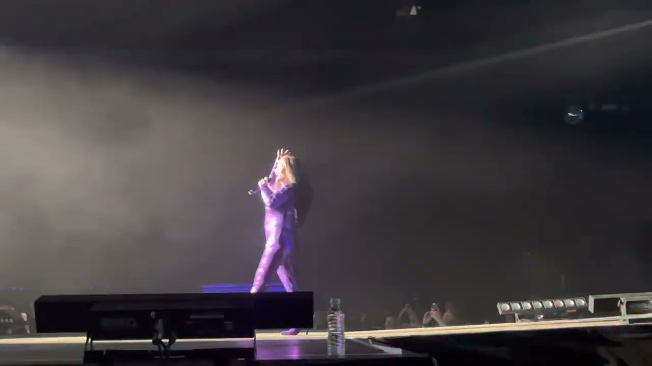 Fangoria- Ni tú ni nadie (versión máquina) Wizink Center 5/12/2022