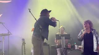 Broken Social Scene - Sweetest Kill, Live in Toronto