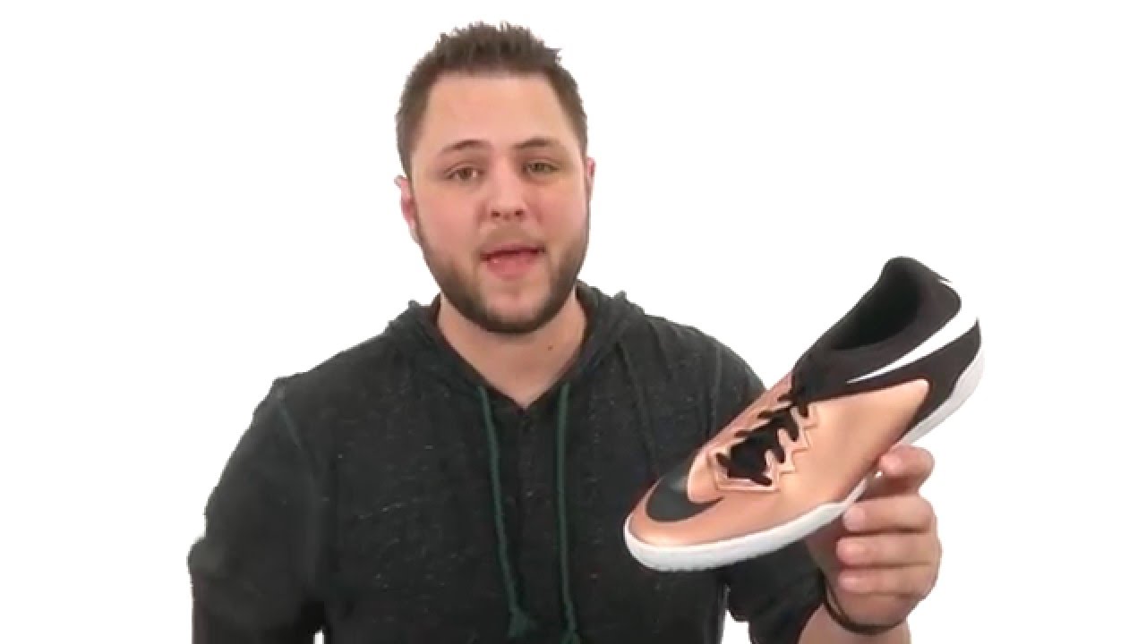 nike hypervenomx pro ic