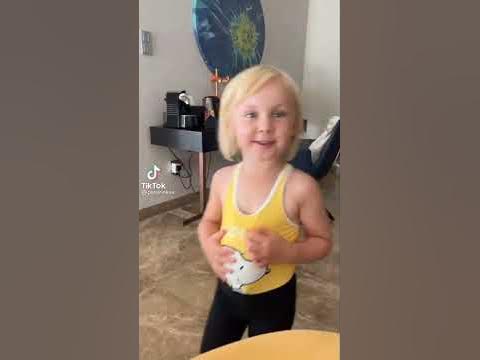 Маленькая девочка беременна😱😱 - YouTube