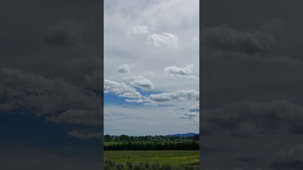 Aotearoa,  New Zealand,  the  beautiful cloud scene on a spring day♡♡♡