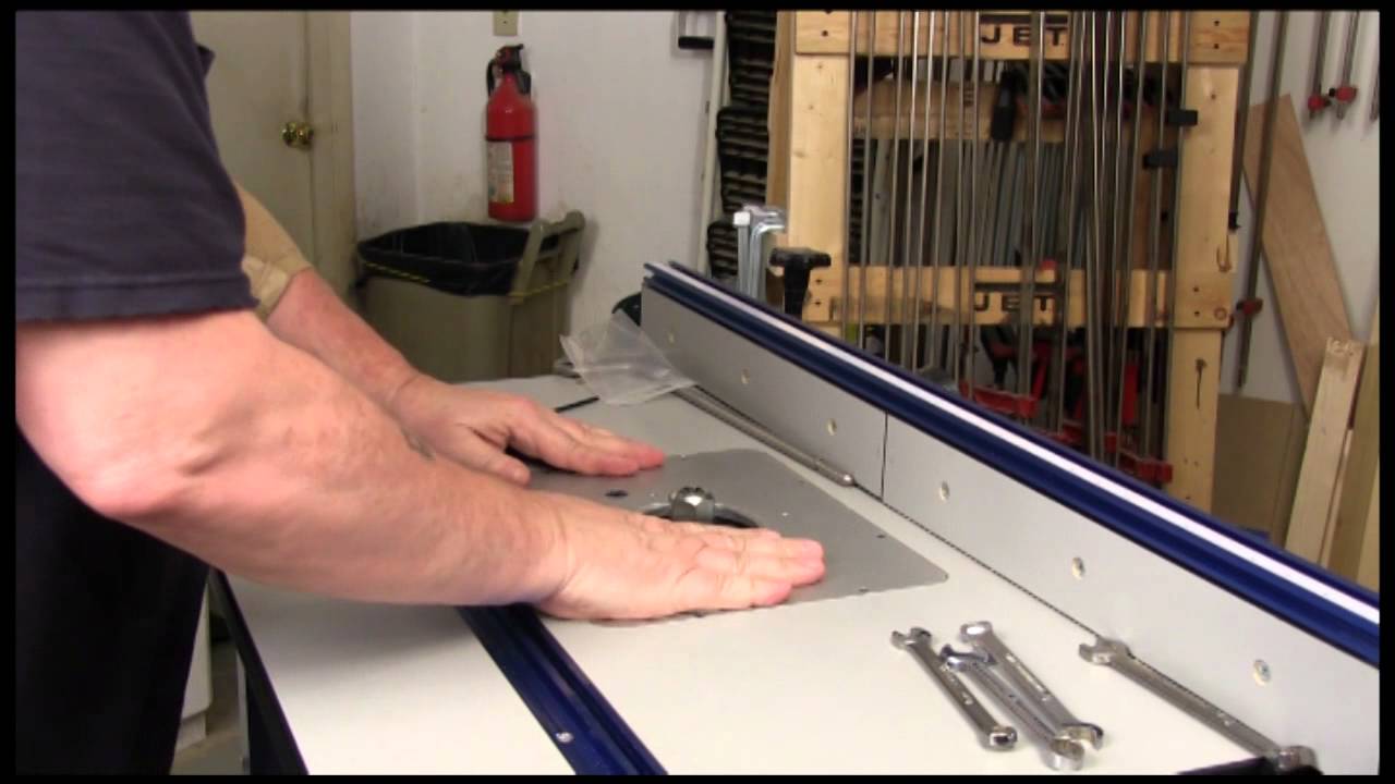 Woodpeckers' Sidewinder Router Lift YouTube