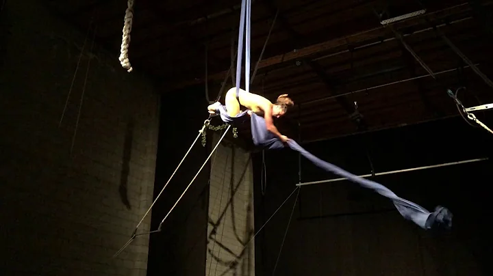 Julie Hopper Aerial Silks Performance 2019: Los Ag...