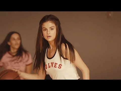 selena-gomez-selling-her-'bad-liar'-look-for-super-cheap