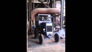 Ein Aktivist Zeigt, Was Er Hat Im Industriemuseum Brandenburg An Der Havel