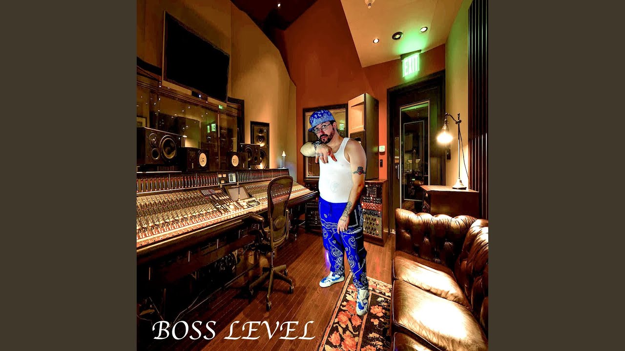 Watch BOSS LEVEL on YouTube Watch BOSS LEVEL on YouTube
