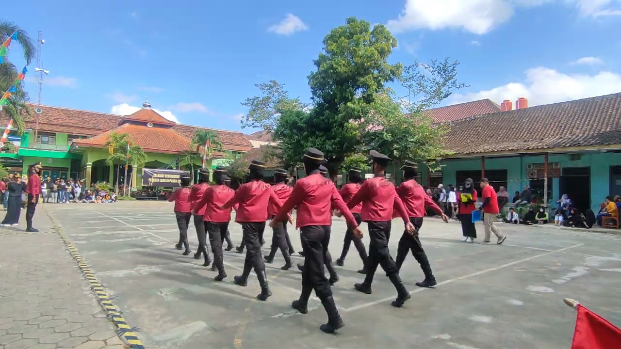 SMP N 2 SUKOHARJO PERFOMANCE LKBB GAPASKA - MAN 2 KLATEN