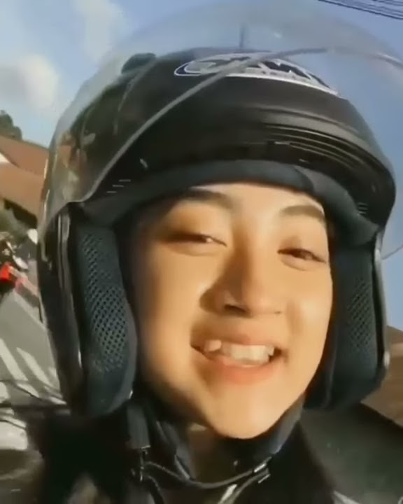 Story wa cewek cantik