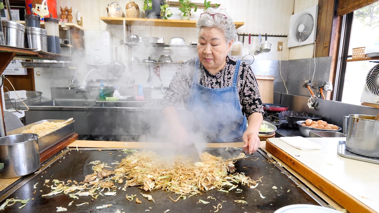 焼きそばラッシュ！７７歳ワンオペお母さんが焼く激シブ鉄板食堂の１日
