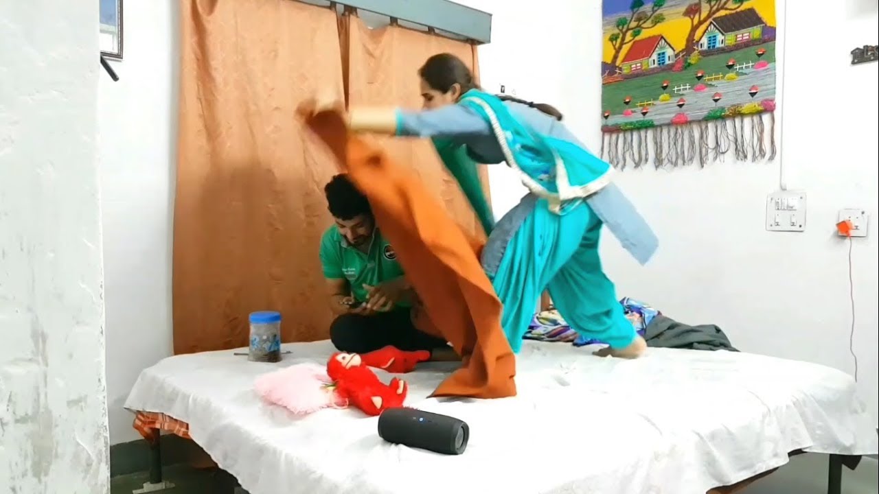 Very Funny - fight between husband and wife in India (Punjab) - YouTube