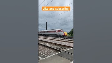 LNER azuma passing at speed #trainvideos #trainspotting #railway #train #trainsatspeed #class800