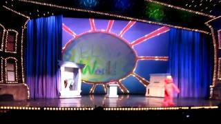 Lilys Surprise Elmo 123