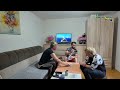 Nemoj sve razvalim nemoj da mi živac dižete jel jasno