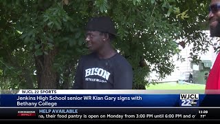 Jenkins High School football star WR Kian Gary signs with Bethany College