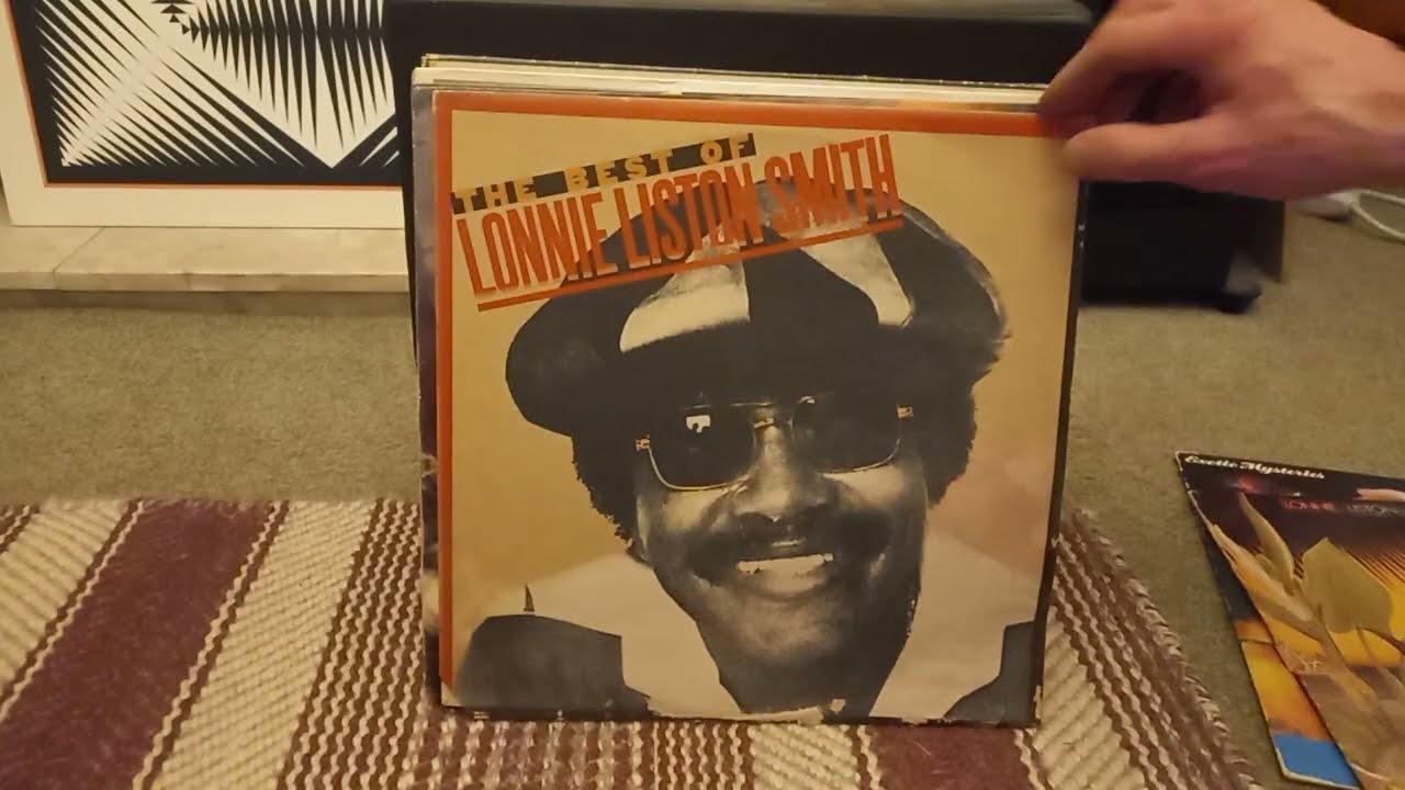 Виниловые находки — французская фоновая музыка, Болливуд, африканская музыка, фанк, соул и диско ...