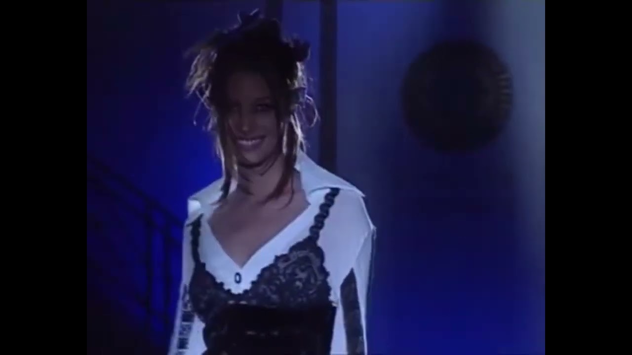 Atelier Versace Fall Winter 1993-94.