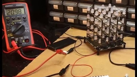 Arduino Freetronics Cube4 - wireless control and measuring battery voltage