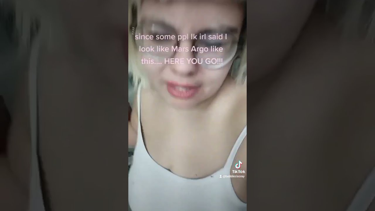 my friend said I look like Mars Argo.. I wish I could be that nice looking lok