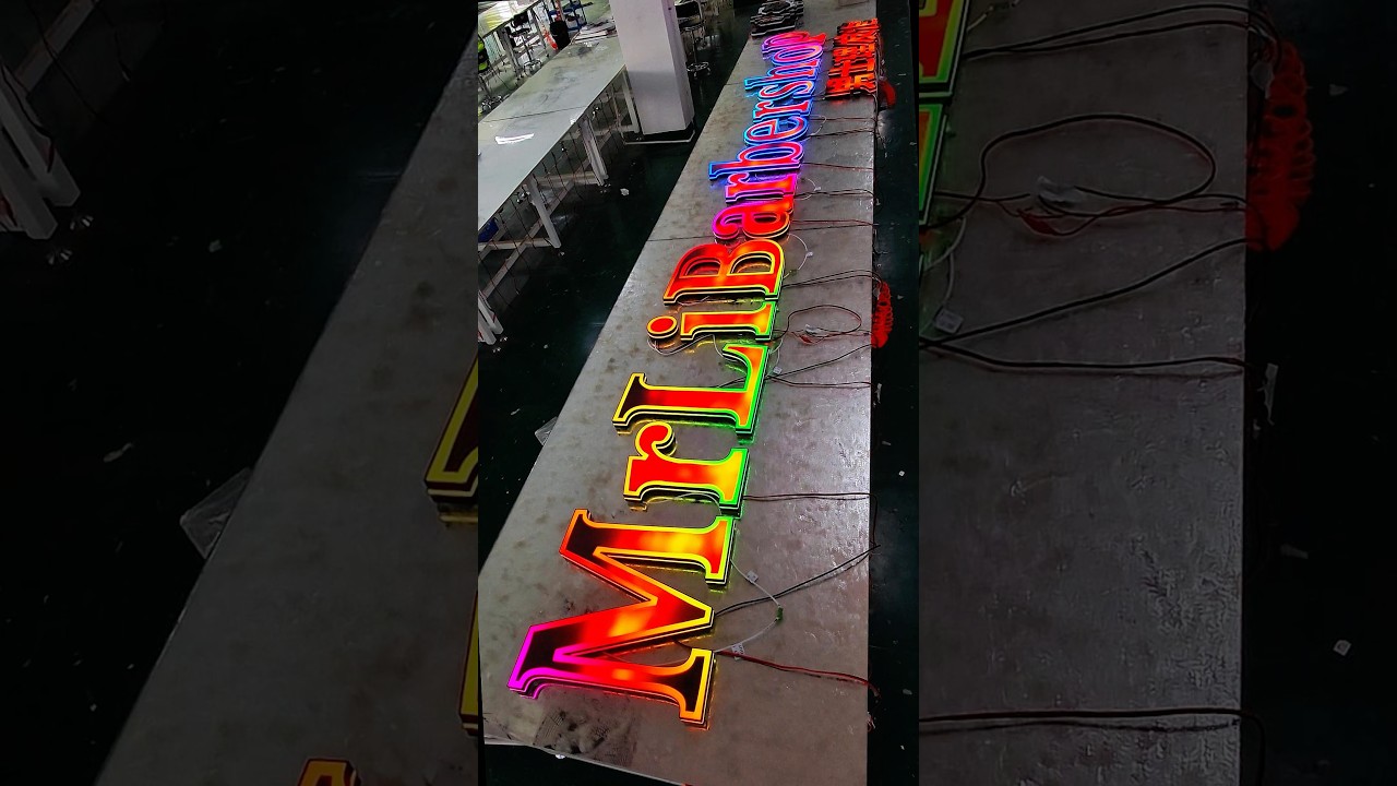 This LED sign is so cool ! 