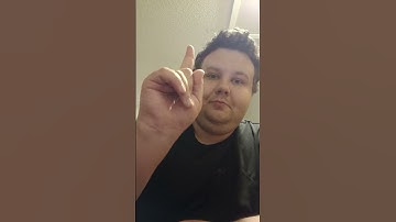 the first emoji reaction to taylor swift 🤰