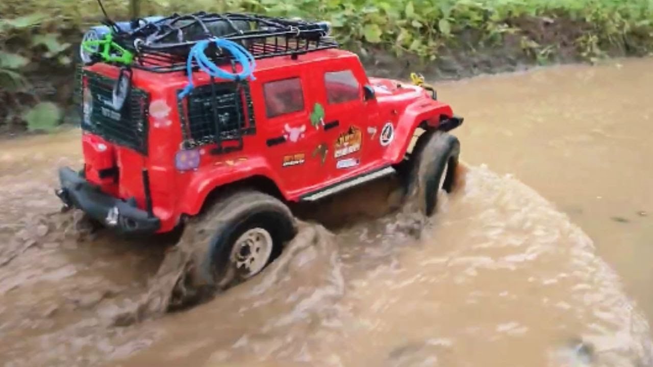 Rubicon red offroad in mud rc car scale 1/10 ,crawler #5 - YouTube