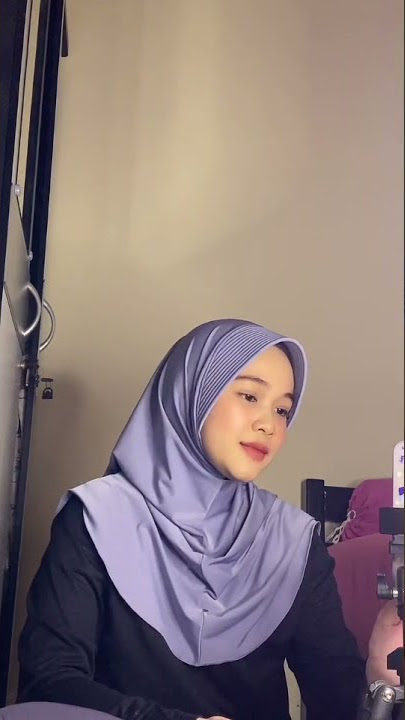 Cover Nadya Mahdi - Bagaimana Kalau Aku Tidak Baik-baik Saja