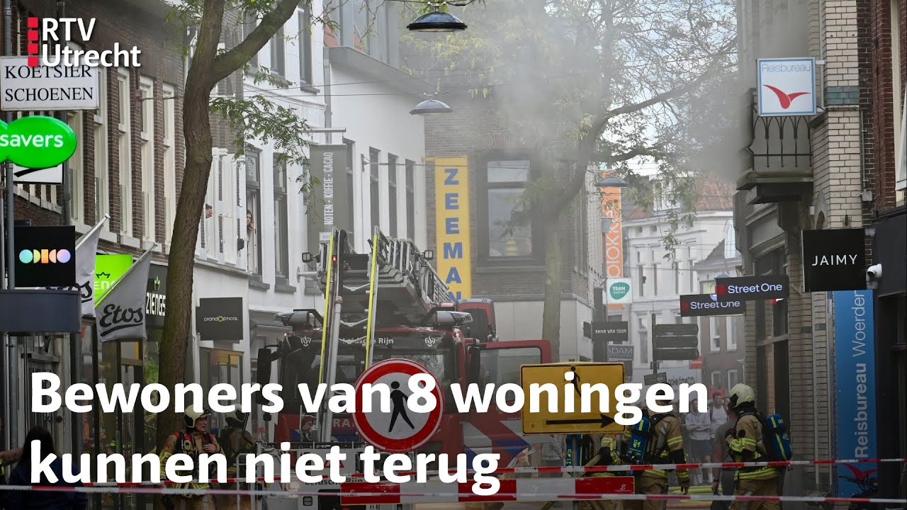 Grote brand bij supermarkt in binnenstad Woerden | RTV Utrecht