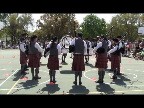 Tampa Bay Pipes and Drums - Dunedin Highland Games...