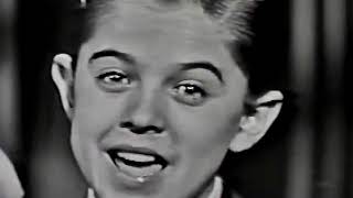 Janet Lennon, Brian Siebman & Cubby O'Brien with Cross My Heart