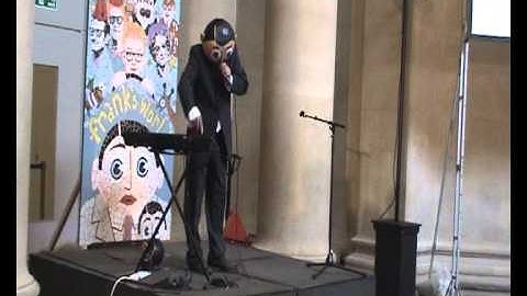 Frank Sidebottom performs at Tate Britain video 01
