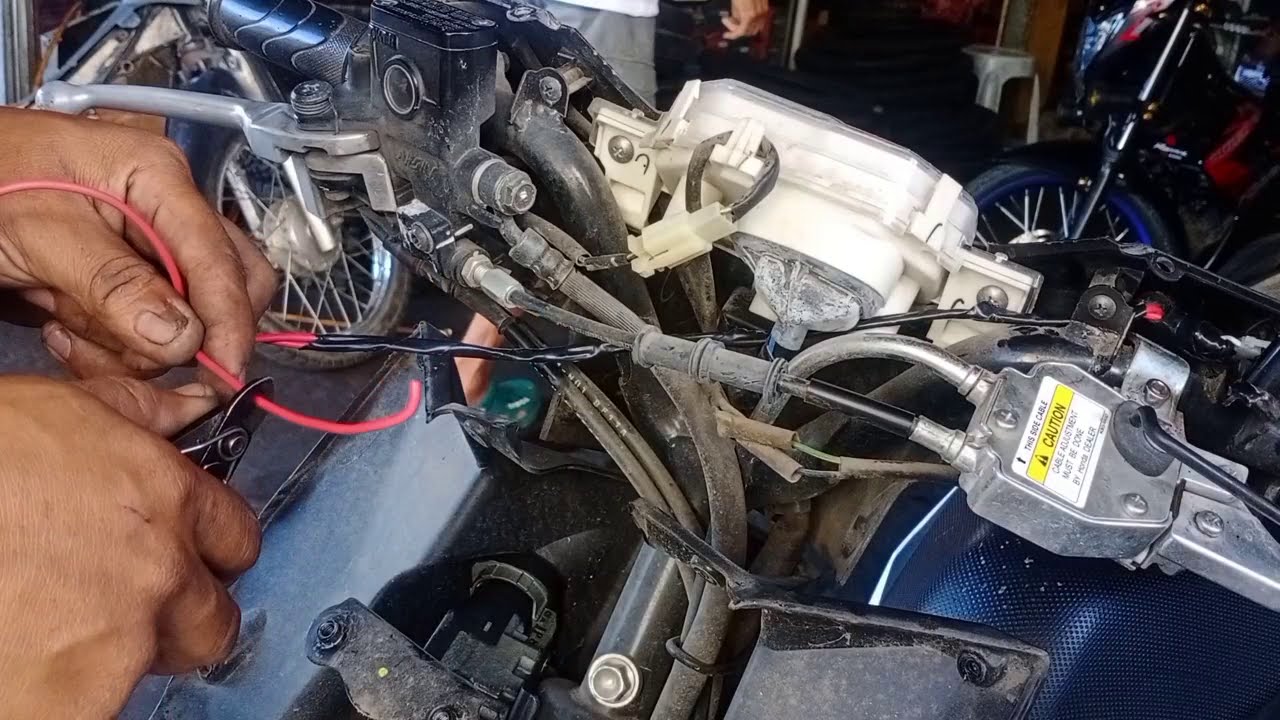 paano lagyan ng/on/off/switch ang headligth  sa honda beat fi|Moto Parts