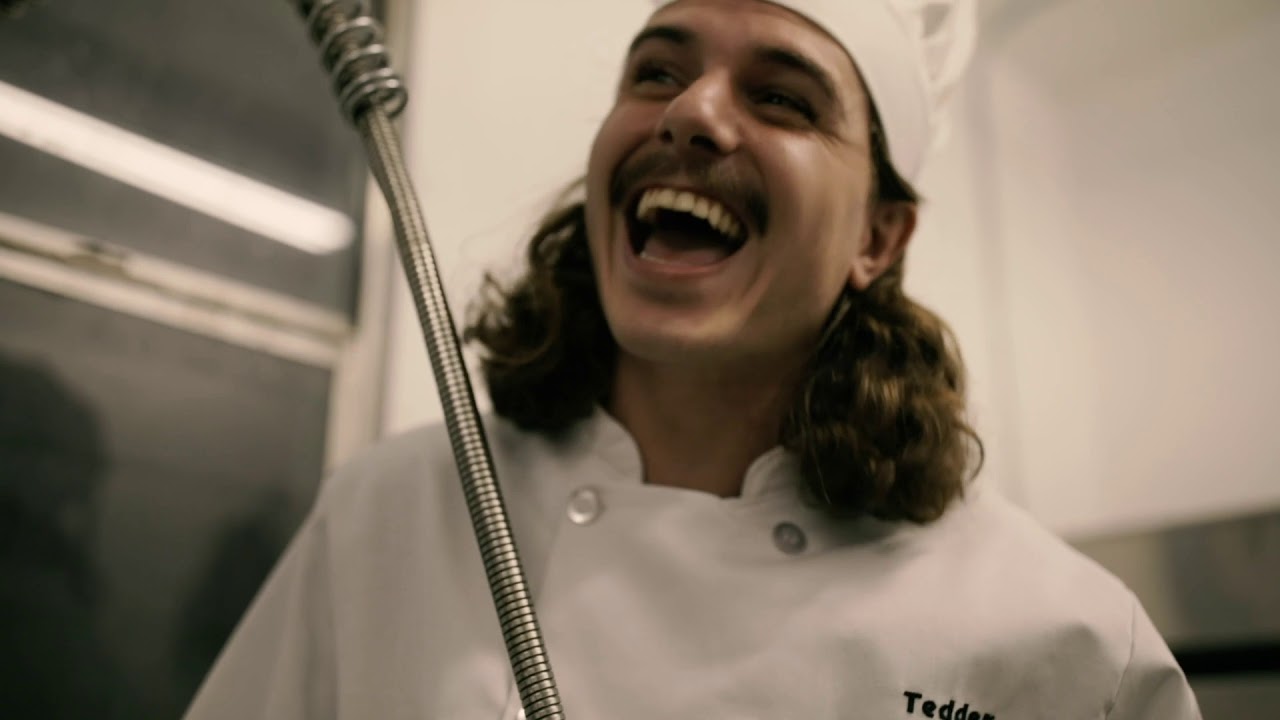 Polydogs - AK48 (Official Music Video)