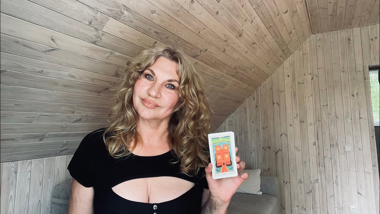 Она Умоляет Выслушать Это Послание❤️‼️Таро для мужчин