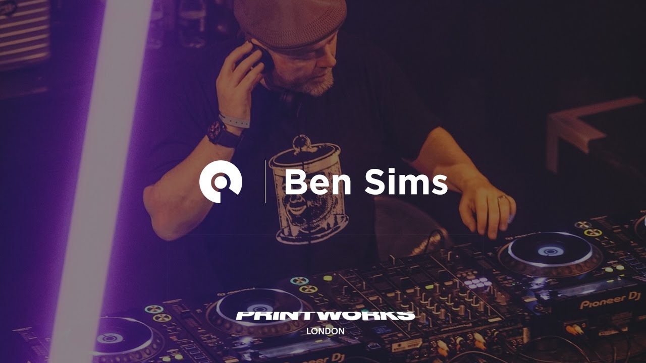 live performance agreement Ben Sims @ Photon - Printworks 2017 (BE-AT.TV)