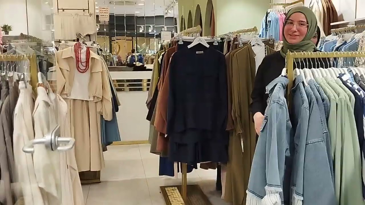 TESETTÜR AVM  ÜZERİNE ZERUJ PORT TESETTÜR AÇIK AVM Sİ