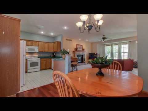 2212 Case Dr, Bloomington, IL home video tour