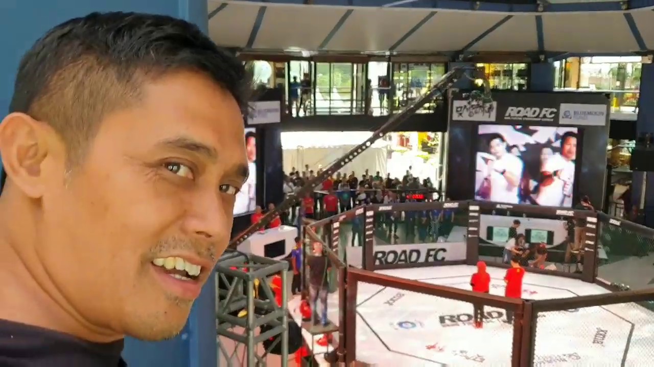 Asiknya Nonton Road FC- MMA live di Citos - Cilandak Town Square